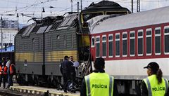 Na Slovensku se srazil vlak s lokomotivou: ti mrtv, 20 zrannch